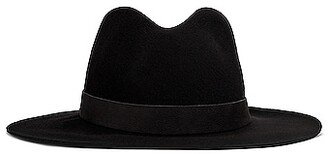 Luca Packable Hat in Black