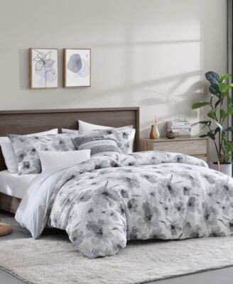 Modern Bloom Comforter Sets