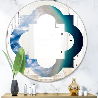 Designart 'Agate beautiful colorful slices and texture' Printed Modern Round or Oval Wall Mirror - Quatrefoil