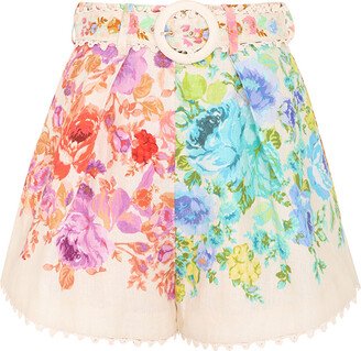Raie Tuck Short