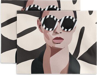 Nadja The Face of Fashion 7 Set of 2 Placemats