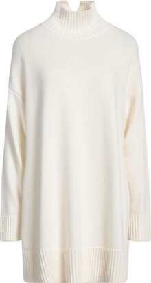 SOLOTRE Turtleneck White