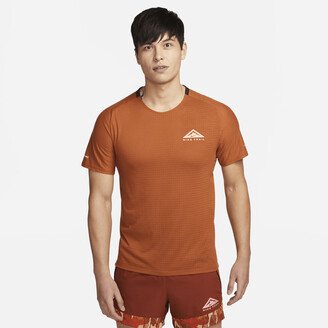 Men's Trail Solar Chase Dri-FIT Short-Sleeve Running Top in Brown