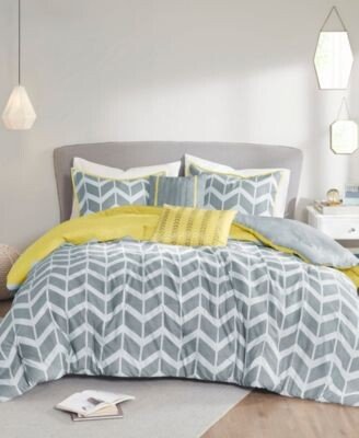 Nadia Reversible Comforter Sets