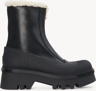 Raina rain boot