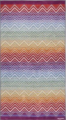 Geometric-Pattern Stripe-Detailed Bath Towel