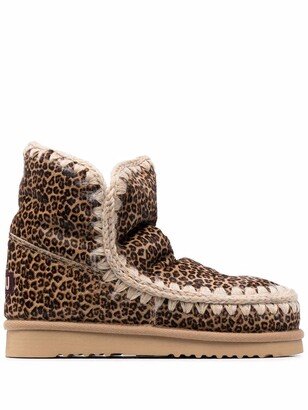 Eskimo leopard-print boots