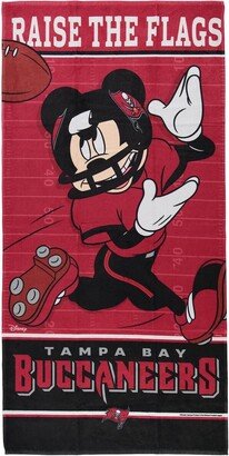 Wincraft Tampa Bay Buccaneers 30'' x 60'' Disney Mickey Mouse Spectra Beach Towel