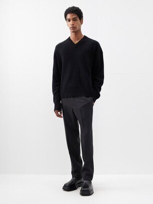 Hagen V-neck Cashmere Sweater