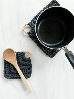 Modern Crochet Trivet Pot Holder With Decorative Wood Ring | The Presina Trivet