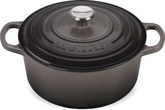 3.5-Quart Signature Cast Iron Round Dutch Oven