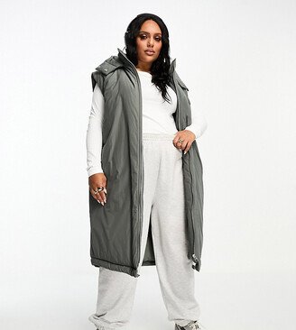 ASOS DESIGN Curve longline paper touch vest with hood in charcoal