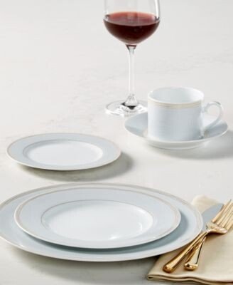 Linen Road Dinnerware Collection