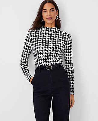 Houndstooth Long Sleeve Turtleneck Top