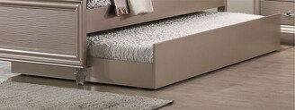 Ving Modern Solid Wood Underbed Trundle with Wheel