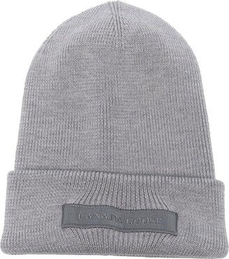 Logo-Patch Ribbed Beanie