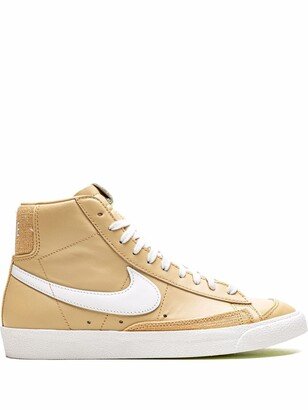 Blazer Mid '77 