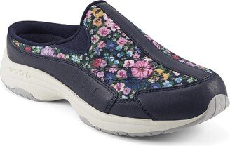 Travel Time 594 Womens Leather Printed Clogs