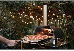 Ooni Karu 16 Wood, Charcoal & Gas Pizza Oven