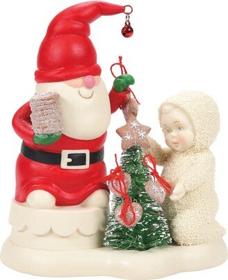 Snowbabies Christmas Memories Fresh Trimmings Figurine