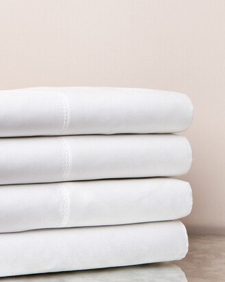 420 Thread Count Hemstitch Sheet Set & Cases