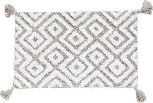 TJMAXX 20X32 Tufted Cotton Bath Rug With Corner Tassels