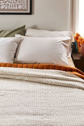 Ganado Organic Cotton Matelassé Coverlet