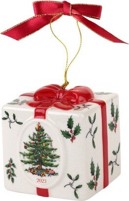 Christmas Tree Gift Box Ornament 2023