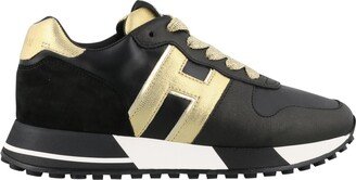 H383 Sneakers