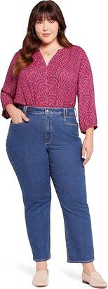 Plus Size Relaxed Straight Ankle Square Pockets in Waterfall (Waterfall) Women's Jeans