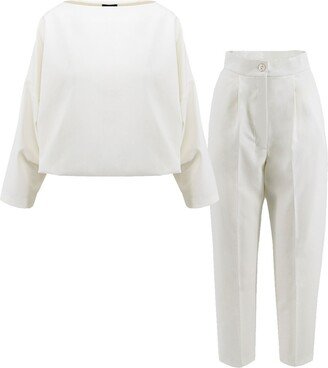 Bluzat White Set With Blouse And Cropped Trousers