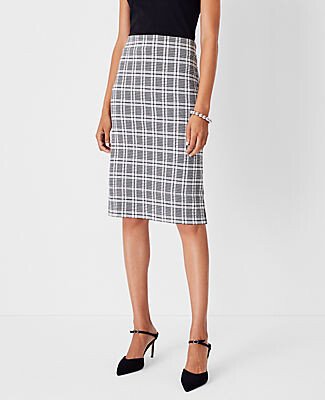 Petite Pull On Pencil Skirt in Plaid