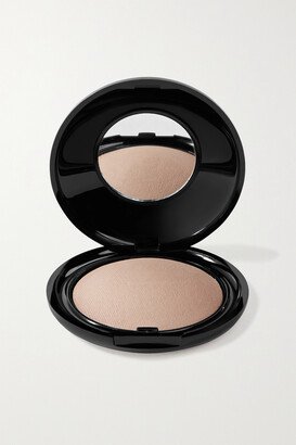 Skin Fetish: Sublime Perfection Blurring Under-eye Powder - Medium