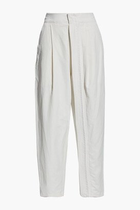 Pleated slub twill tapered pants