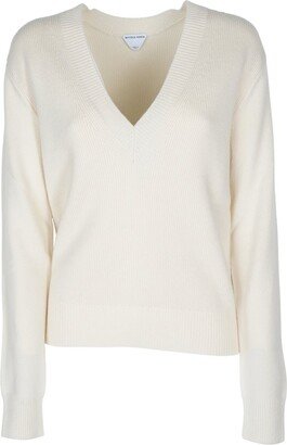 V-Neck Long-Sleeved Jumper