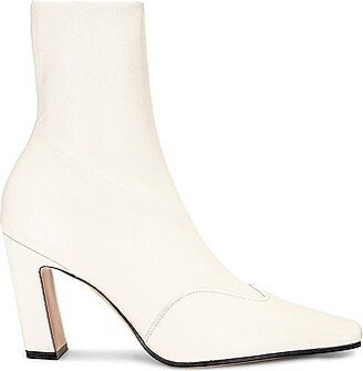 Dallas Ankle Stretch 85 Boot in White