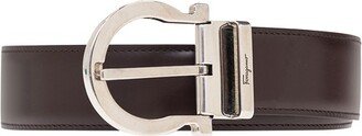 Reversible belt with logo