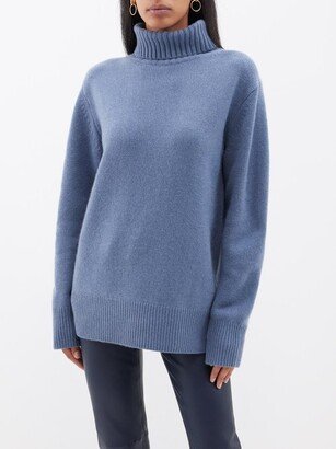 Oversized Cashmere Roll-neck Sweater