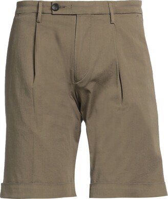MICHAEL COAL Shorts & Bermuda Shorts Sage Green