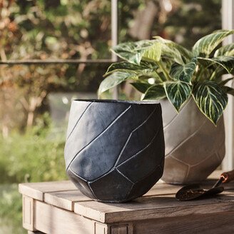 Geo Curve Cement Planter, 9