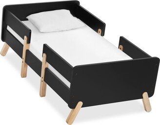 Osko Convertible Toddler Bed made with Sustainable New Zealand Pinewood