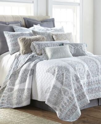 Josie Global Paisley Quilt Sets