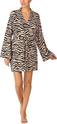 Wrap Robe (Bold Zebra) Women's Robe