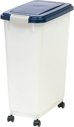 USA 47 Quart Airtight Pet Food Container, Navy