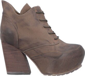 VIVIEN LEE Lace-up Shoes Khaki