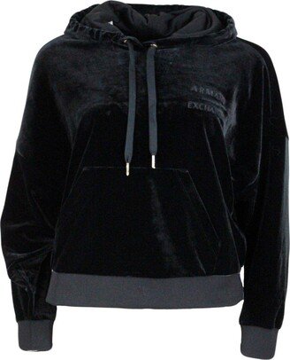 Long-sleeved Drawstring Hoodie