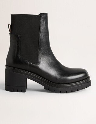 Chunky Heeled Chelsea Boots