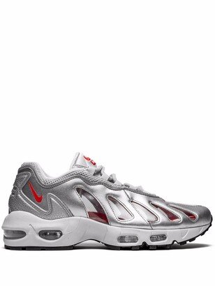 x Supreme Air Max 96 Silver sneakers