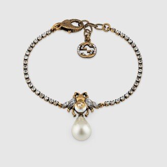 Bee bracelet with pearl