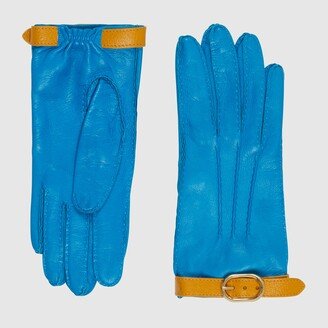 Leather gloves with buckle